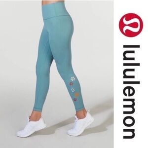 Lululemon Align II Baby Blue Leggings 25” with 70s Flower Child Accent Sz 6